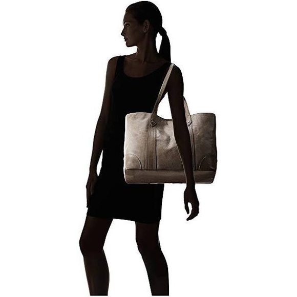 🎄🎄FRYE Melissa Shopper Tote NWT🎄🎄 - Picture 2 of 8